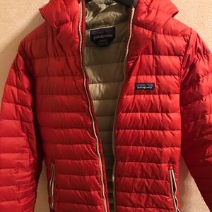 Red Men’s Patagonia Puffy Down Jacket with hood.